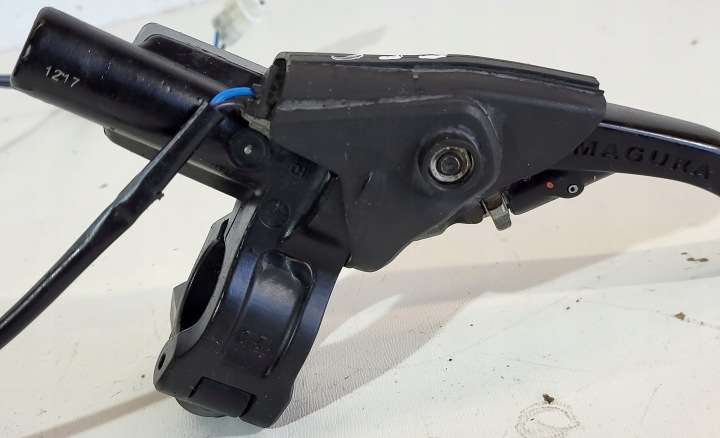 POMPE ADHÉRENCE POIGNÉE 60302030144 KTM 1090 ADVENTURE 2017-2019R 1190 1290