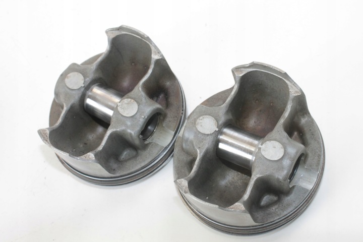 YAMAHA YZF R1 RN01 98-02 PISTONS