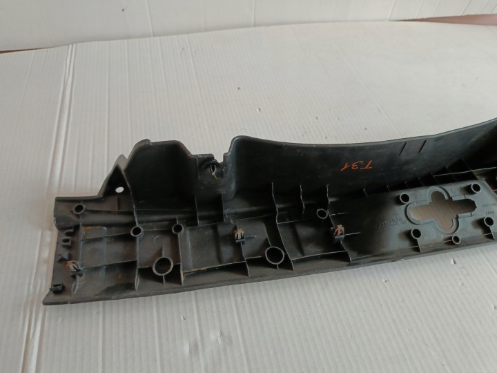 PROTECTION COURROIE ARRIÈRE 84992-JG00A NISSAN X-TRAIL T31