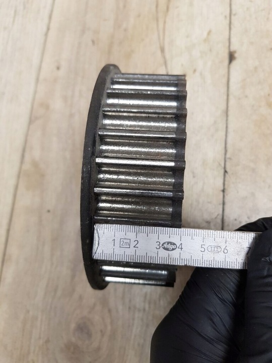 KOLO POULIE ENGRENAGES PULLEY 30T HARLEY DAVIDSON V-ROD