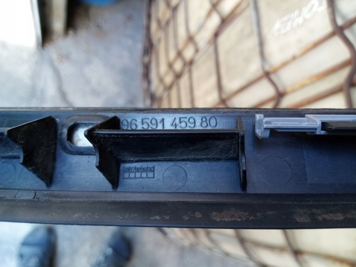 CITROEN C5 X7 MOULURE VITRES KTVD DROITE 9659145880 GAUCHE 9659145980