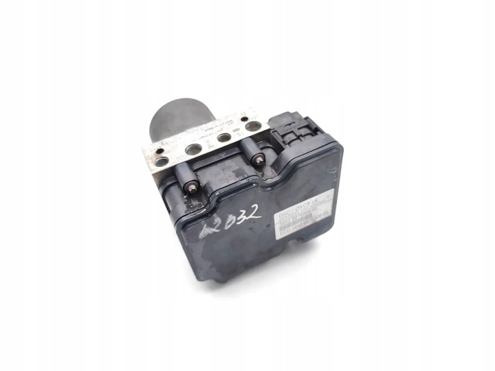 BMW 5 SERIES POMPE ABS 520D DIESEL 140KW (190 HP) 6876911 34516876908-01