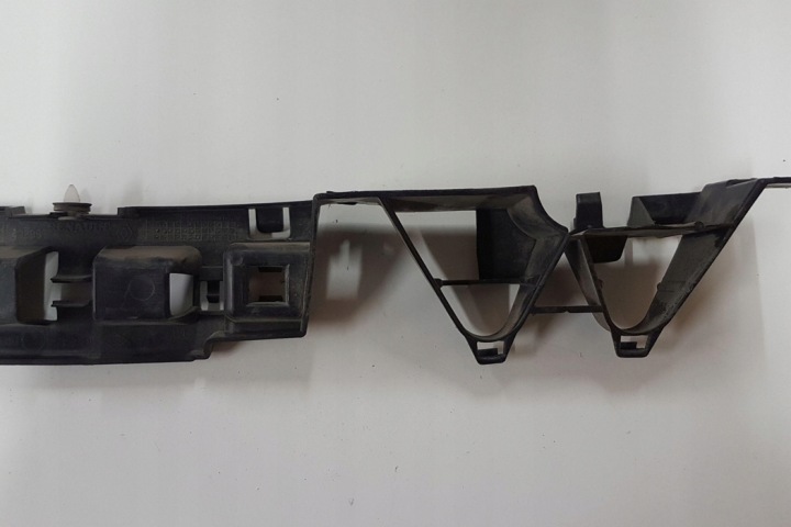 GAUCHE GLISSIÈRE ARRIÈRE PARE-CHOCS RENAULT MEGANE II BERLINE (LM0/1_) 8200146040