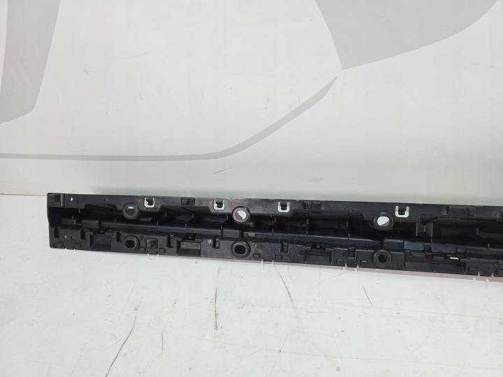 GLISSIÈRE FIXATION BAGUETTES SEUIL GAUCHE BMW X5 G05 LCI 7440911