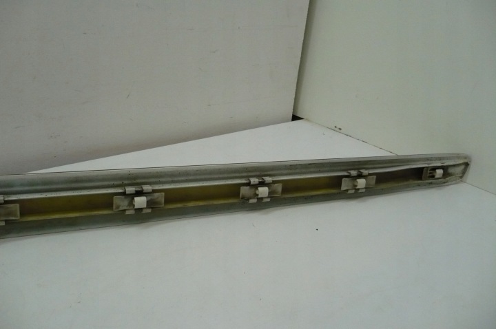 MERCEDES ML W164 05-11 MOULURE PORTES GAUCHE AVANT ORIGINAL
