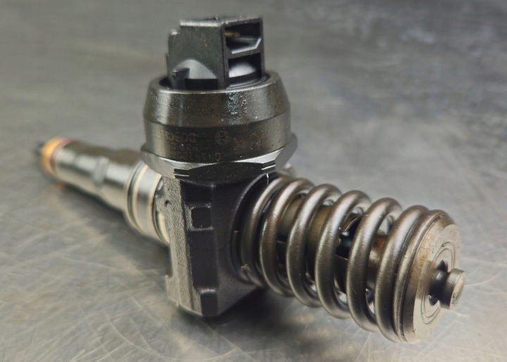 INJECTEUR INJECTEUR DE POMPE 0414720228 VW TOUAREG 1 I 2.5 TDI R5 163 KM