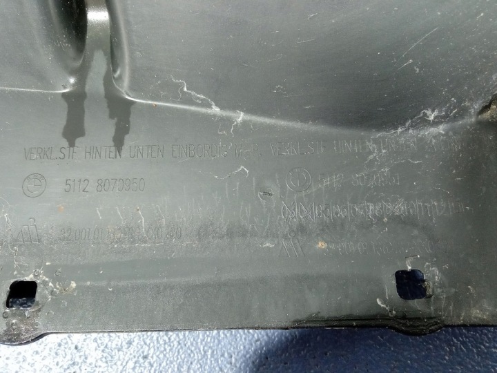 BMW 1 F40 DIFFUSEUR DOUBLURE INFÉRIEURE PARE-CHOCS ARRIÈRE MODULE 8070951