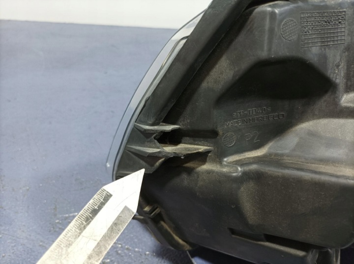 DACIA SANDERO II PROJECTEUR PHARE DROIT AVANT EUROPE 260107615R