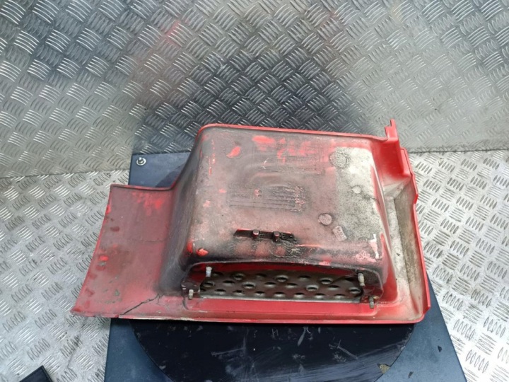 MAN TGX SOPIEN MARCHEPIED GAUCHE AVANT 81615100975