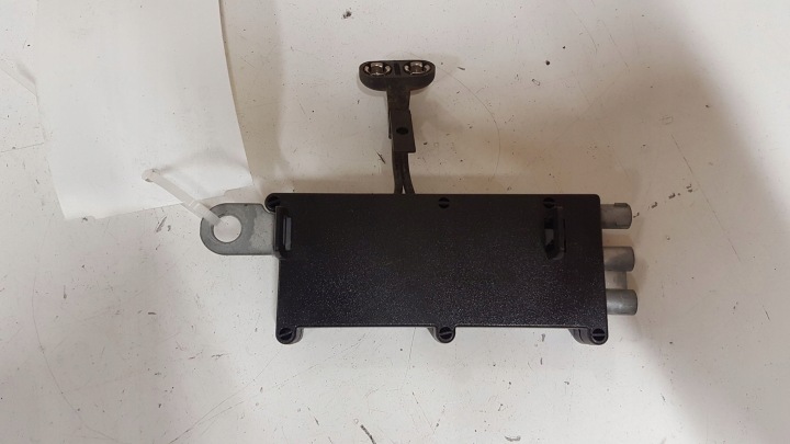 2005 VOLVO V50 AMPLIFICATEUR D'ANTENNE 8673493