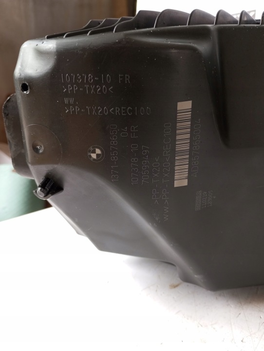 BMW F20 LCI F30 CHÂSSIS FILTRE AIR DÉBITMÈTRE B47 8578650 8570107