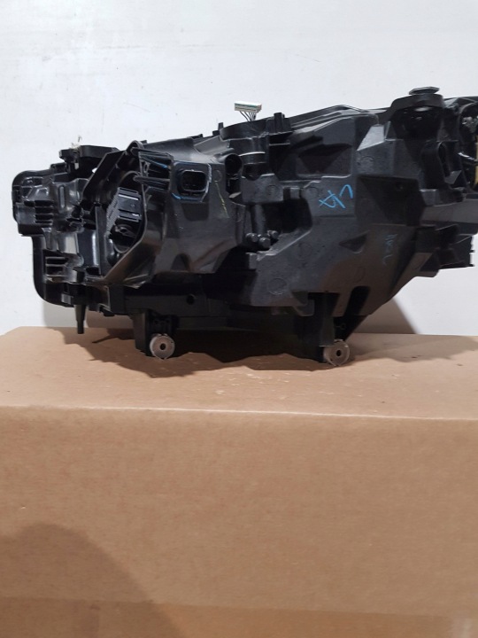 BMW X3 G01 2022 AVANT CÔTÉ DROITE PHARE AVANT