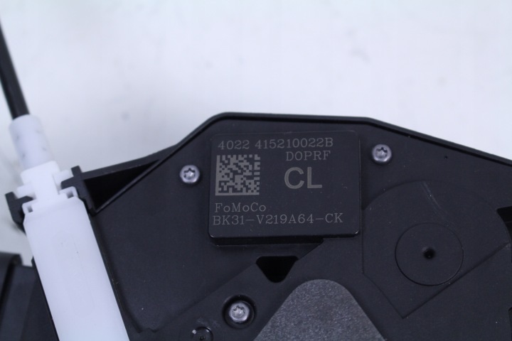 SERRURE DE PORTE DROIT AVANT FORD TRANSIT MK8 22R.