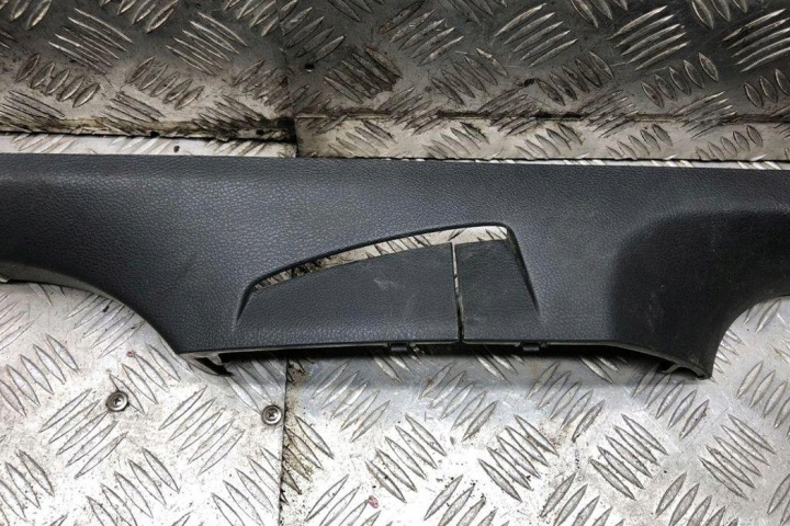 AVANT GAUCHE MOULURE DÉCORATIVE SEUIL VW PASSAT ALLTRACK B8 (3G5) 3AA853369