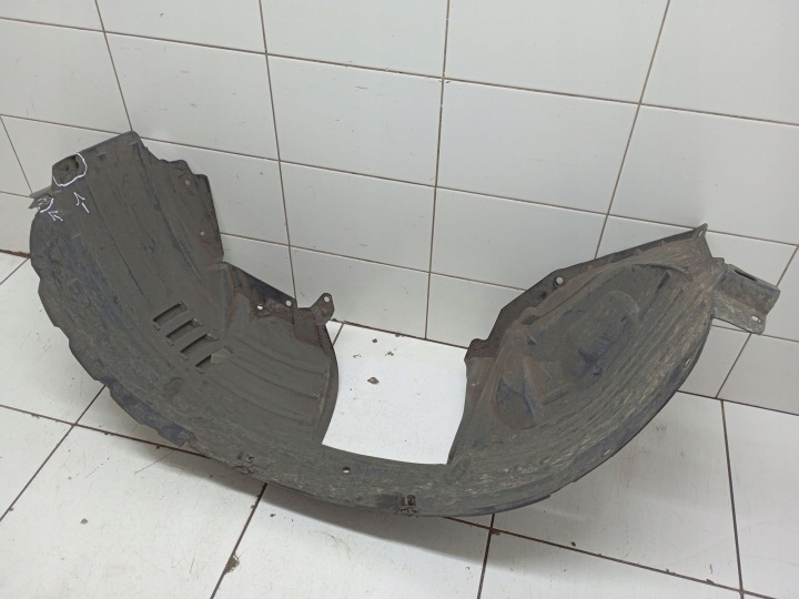 NISSAN QASHQAI 1 I J10 PASSAGE DE ROUE DROIT AVANT 63840EY10A