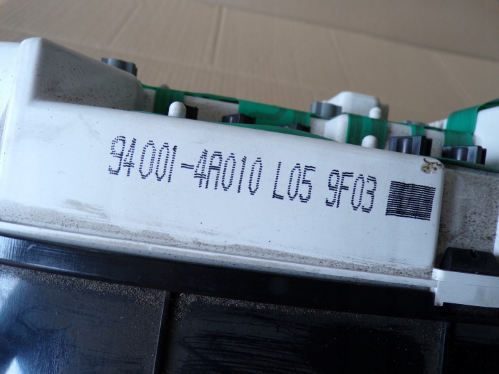 HYUNDAI H100 H-100 2.5 TD COMPTEUR 940014A010