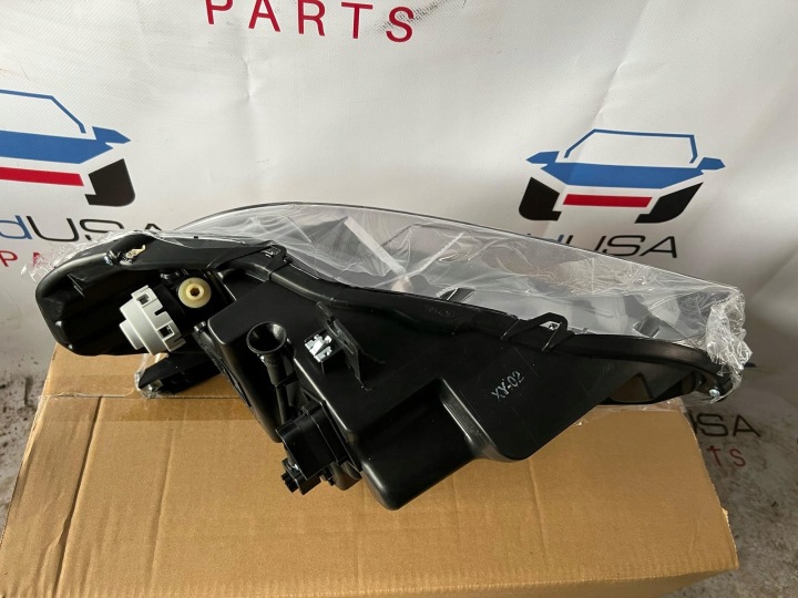 PHARE AVANT GAUCHE DROITE FORD ESCAPE 2017-2019 SUBSTITUT