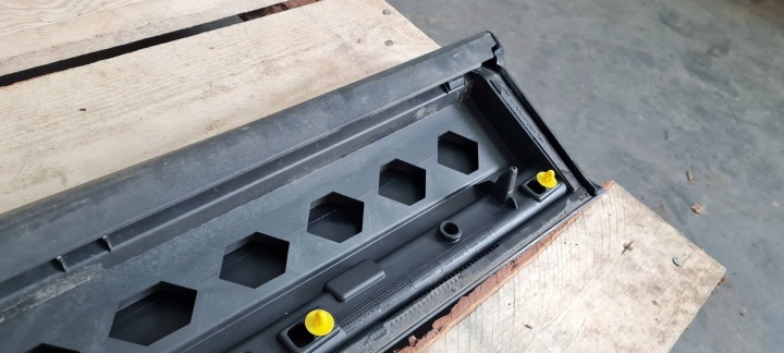 SQ8 4M RSQ8 Q8 MOULURE PORTES GAUCHE GAUCHE AVANT LJ5L 4M8853059D