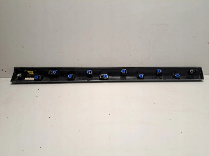 MOULURE INFÉRIEURE GAUCHES AVANT PORTES BMW X3 (G01, F97) 8064795 2.0L GASOLINE