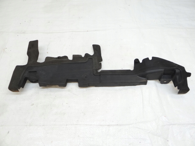 PEUGEOT 308 II T9 GAUCHE GUIDE D'AIR 9801270780