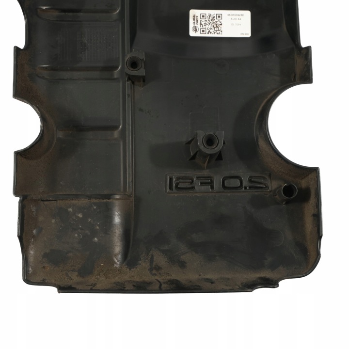 AUDI A4 B7 2.0 FSI ESSENCE SUPÉRIEURE PROTECTION PANNEAUX MOTEUR 06D103925E