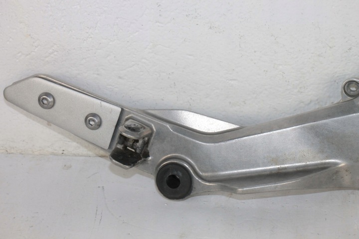 HONDA HORNET RADIO 600 PC41 07+ SET DROIT
