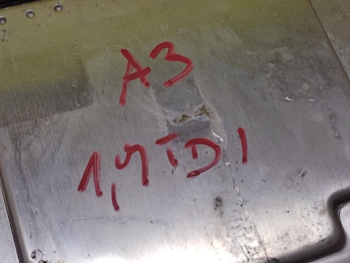 AUDI A3 8L 1.9 TDI CONTRÔLEUR MOTEUR 0281010122