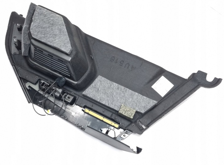 COLLECTEUR COUVERCLES DE COFFRE GAUCHE AUDI E-TRON 4KE863879A PQT
