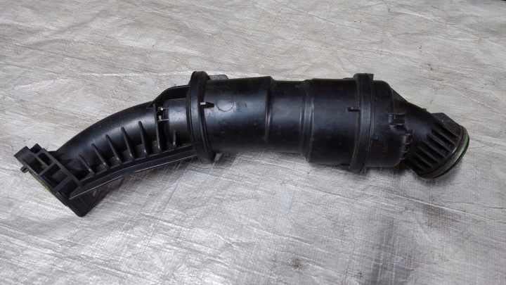 VOLVO XC60 V70 S60 2.0 D4 TUYAU CONDUIT D'AIR TURBO 31431155