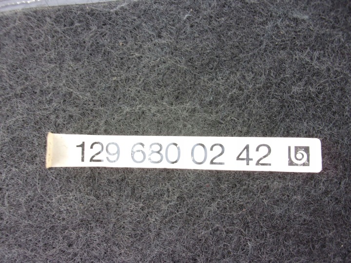 R129 SL 500 REVÊTEMENT PLANCHER GARNITURE COUVERCLES DE COFFRE NOIRE 1296800242