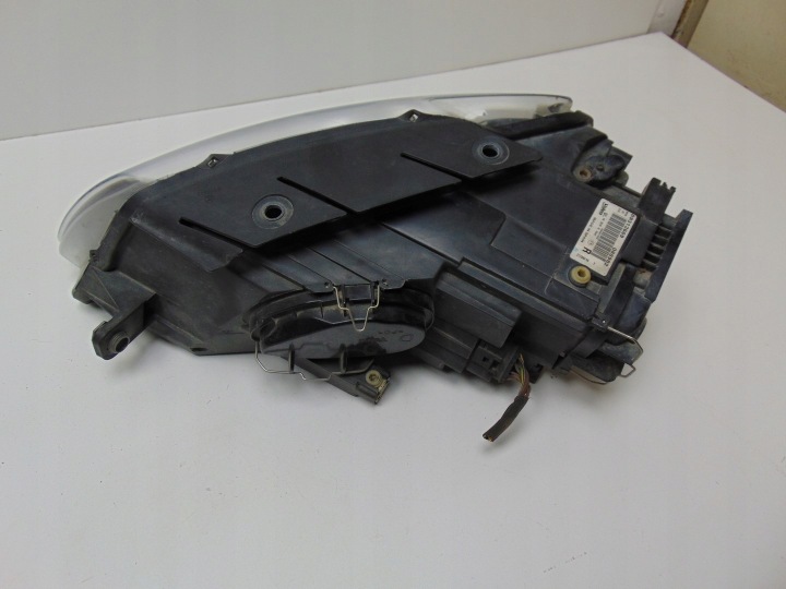 PHARE DROITE AVANT XÉNON ROTATIF VW PASSAT B6 89312669 EUROPE