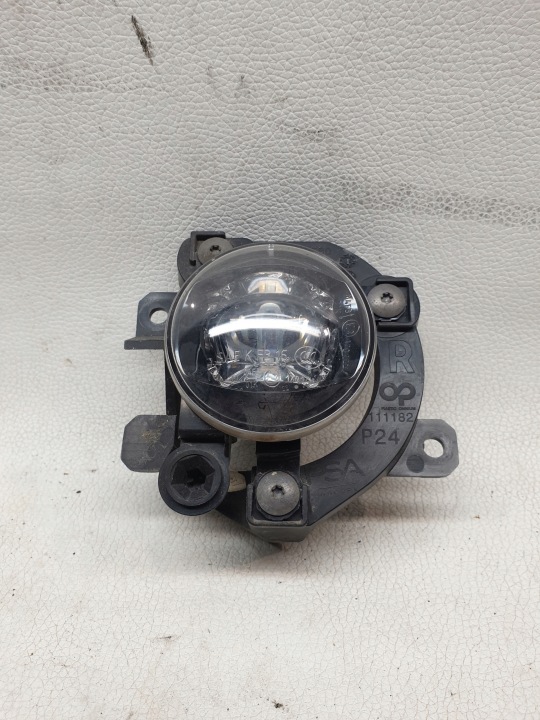 PEUGEOT 2008 II 19-23 GRILLE PHARES ANTIBROUILLARD FIXATION DANS PARE-CHOCS AVANT DROITE