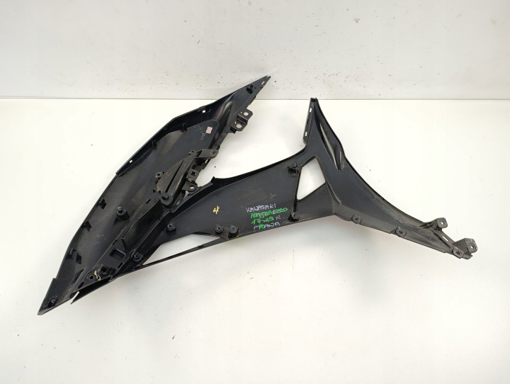 KAWASAKI NINJA 650 17-19 CÔTÉ CASQUETTE DROITE 55028-0595