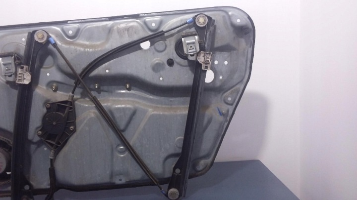 VW PASSAT B5 RESTYLAGE ÉLÉVATEUR VITRES AVANT GAUCHE 3B4837755D 3B4837751LD