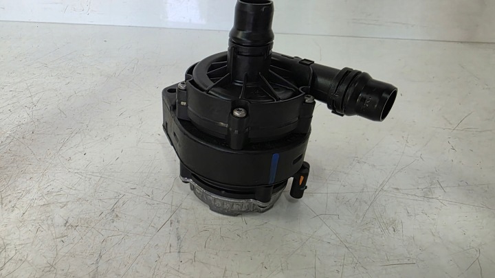 POMPE CIRCULATION EAU SUPPLÉMENTAIRE PEUGEOT E208 208 II ÉLECTRIQUE