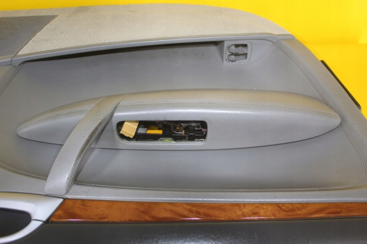 GARNITURE COLLECTEUR GAUCHE AVANT CUIR PORSCHE CAYENNE I 7L5867011