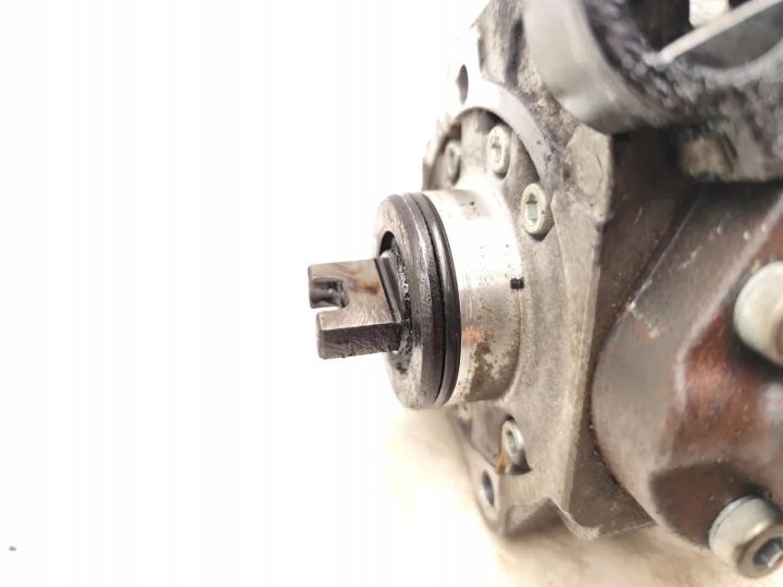 MAZDA 6 POMPE INJECTION HAUTE PRESSION 2.2 D DIESEL 110KW (150 HP)