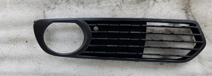 GRILLE PARE-CHOCS AVANT DROITE BMW 1 F20 F21 51117272558