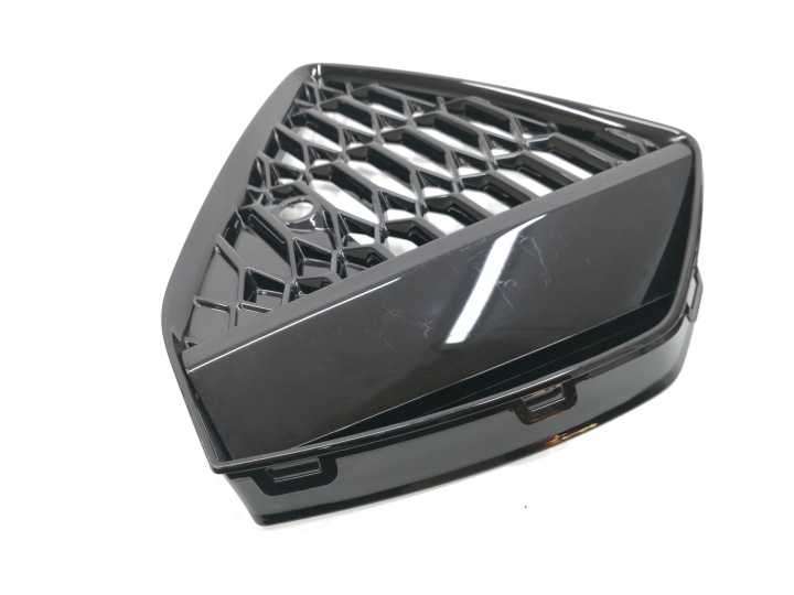 GRILLE PARE-CHOCS AVANT GAUCHE AUDI RS6 C8 4K8807681D