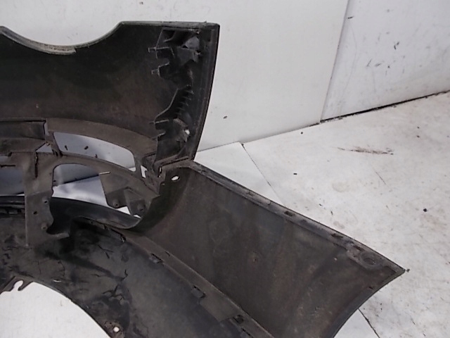 VW PASSAT B6 3C 05-10 PARE-CHOCS AVANT SANS OUVERTURES