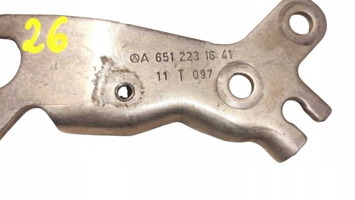 POIGNÉE FIXATION COUVERCLES MOTEUR MERCEDES W204 W212 2.2 CDI OM651 A6512231641