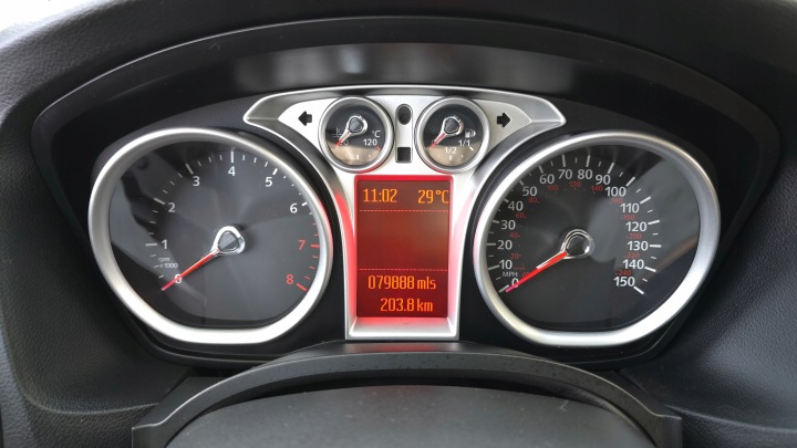 FOCUS MK2 LIFT C-MAX MK1 RESTYLAGE KUGA I COMPTEUR GRAND MONITEUR 2008 R. ESSENCE