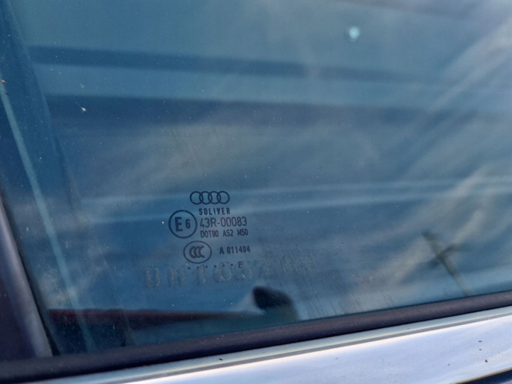 PORTES AVANT CÔTÉ DROITE AUDI A6 S6 C6 4F