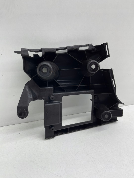 AUDI A6 C7 BERLINE GLISSIÈRE FIXATION PARE-CHOCS DROIT ARRIÈRE
