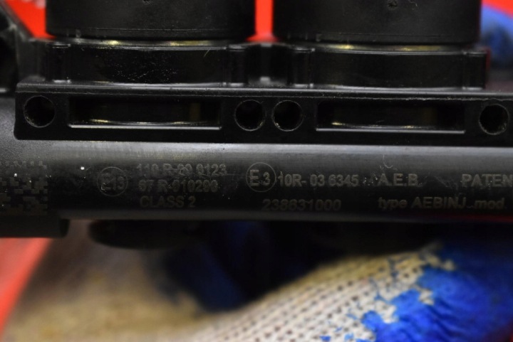 MOULURE INJECTION GAZ LPG 67R-010290