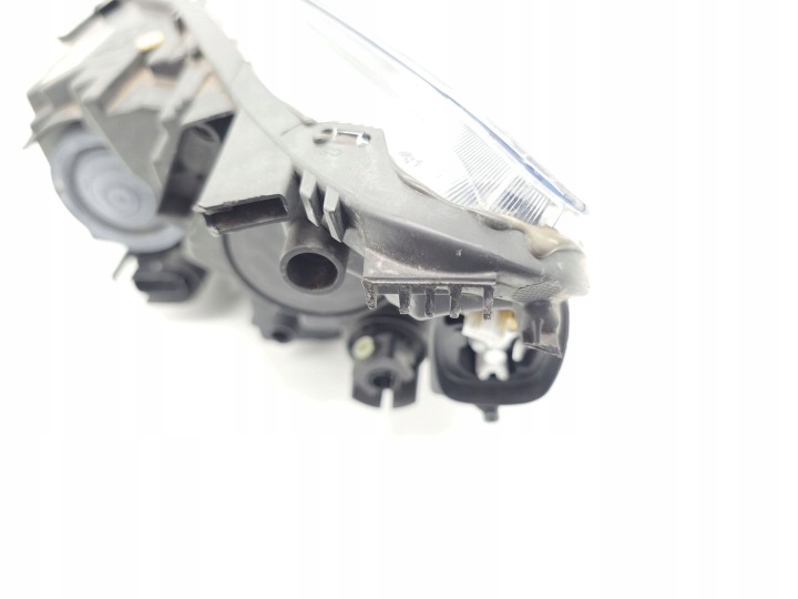 PROJECTEUR FORD KUGA III LV4B13E014CA