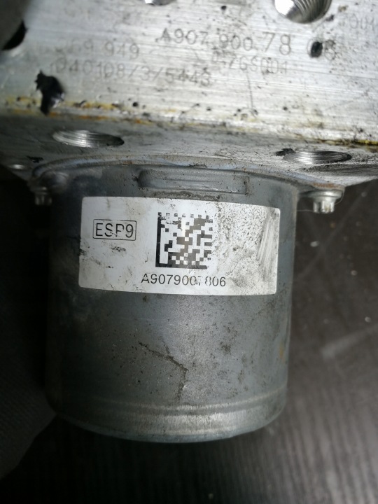 POMPE ABS A 9079007806 NOUVEAU MERCEDES SPRINTER 2.0 CDI W907 190 KW (52)