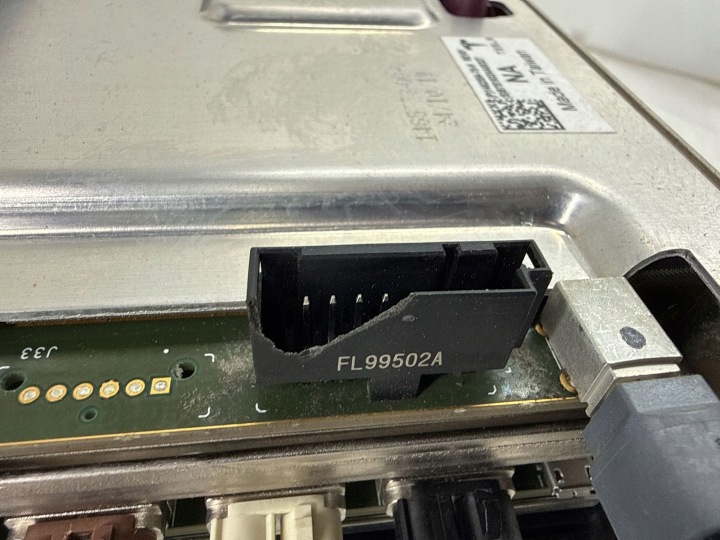 AUTRE DISPOSITIFS TESLA MODÈLE 3 146577200A