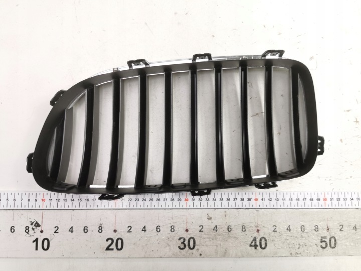GRILLE DÉCORATIVE DROITE PARE-CHOCS AVANT BMW 5 F11 F10 OE 51137203204