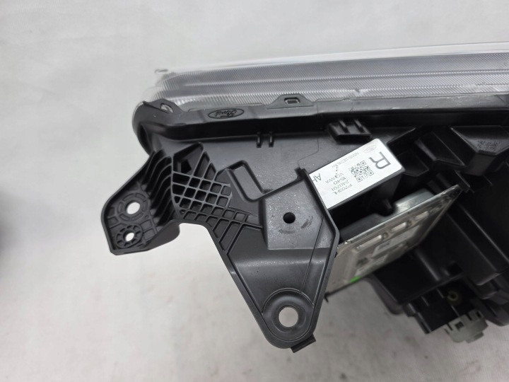 FORD RANGER VI 6 RAPTOR 22+ PHARE AVANT DROITE COMPLET LED EUROPE N1WB13E016AH
